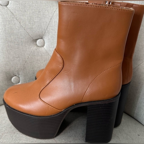 Pre-owned Urban Outfitters Harper Ultra Platform Size 7 - Picture 2 of 13